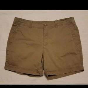Eddie Bauer Shorts 12 High Rise Khaki